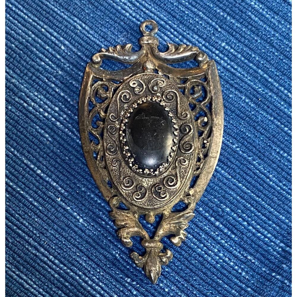VTG Victorian Style Pewter Open Work Black Stone Shield Pendant 38B